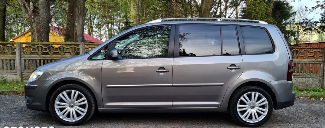 Volkswagen Touran cena 24900 przebieg: 230000, rok produkcji 2008 z Kąty Wrocławskie małe 326